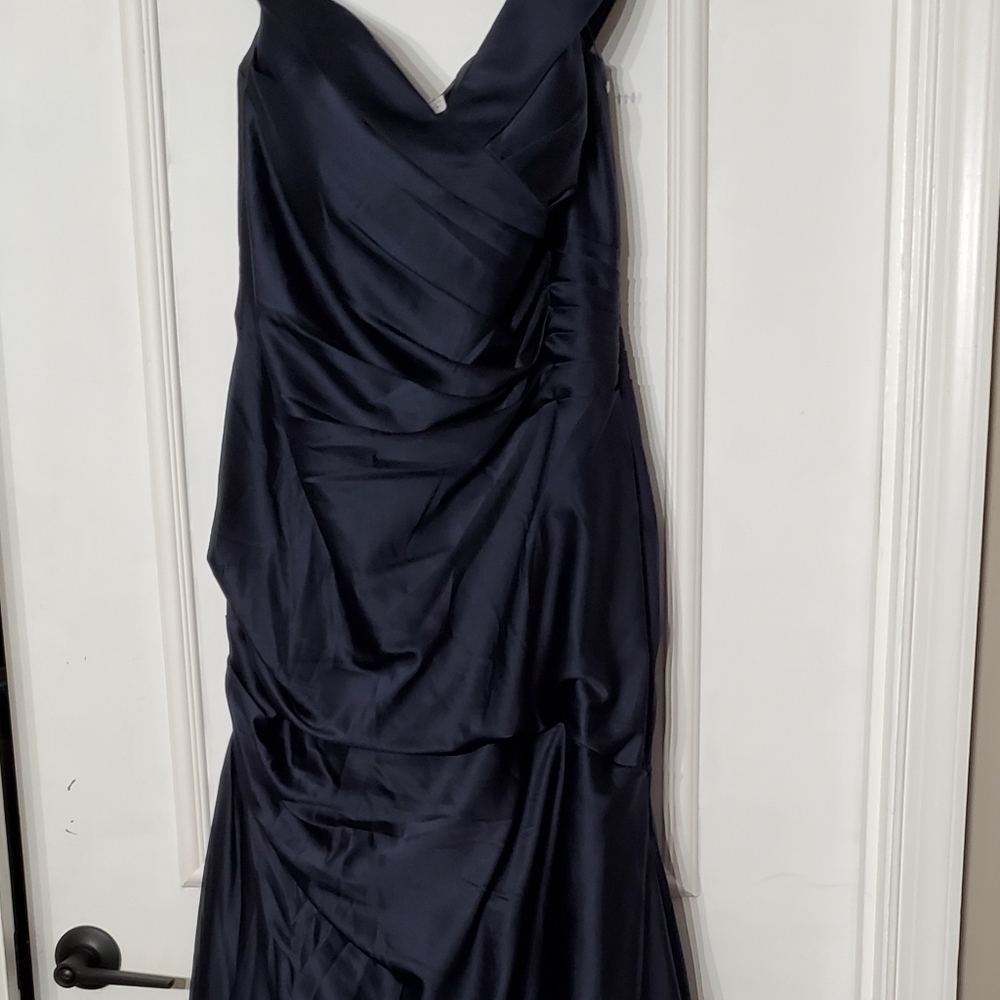 Lafemme Navy Off Shoulder Trumpet Gown